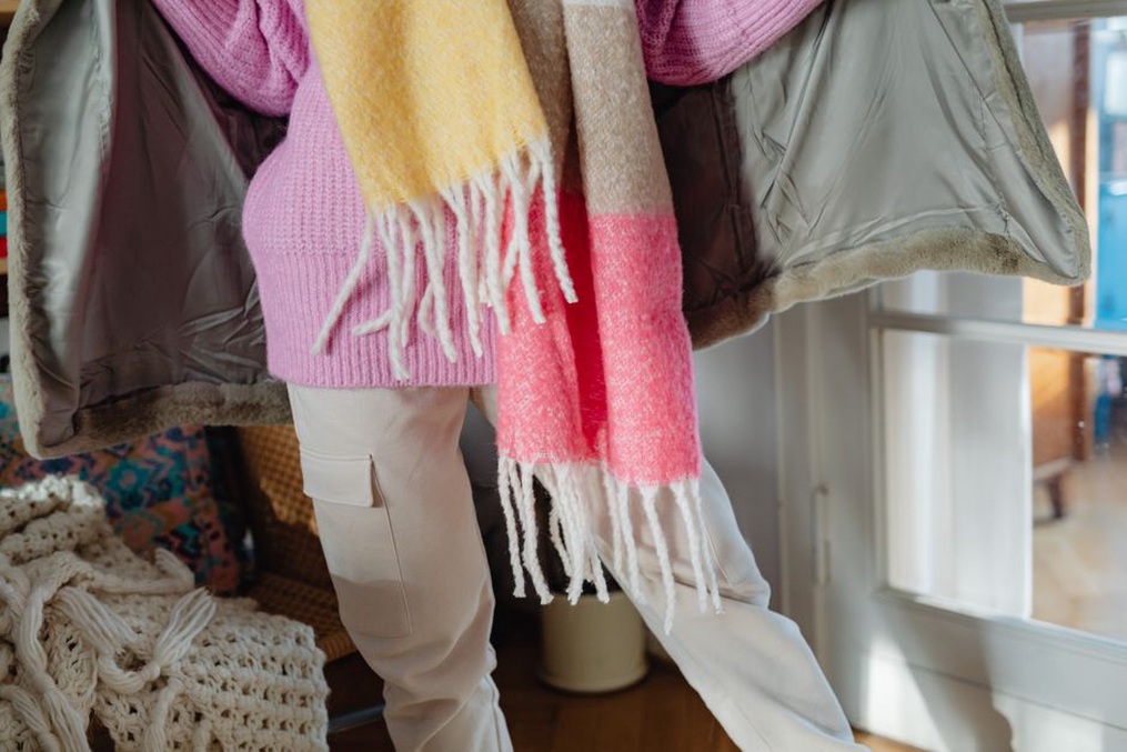 Incorporating a vintage yellow scrunchie into a contemporary British winter outfit