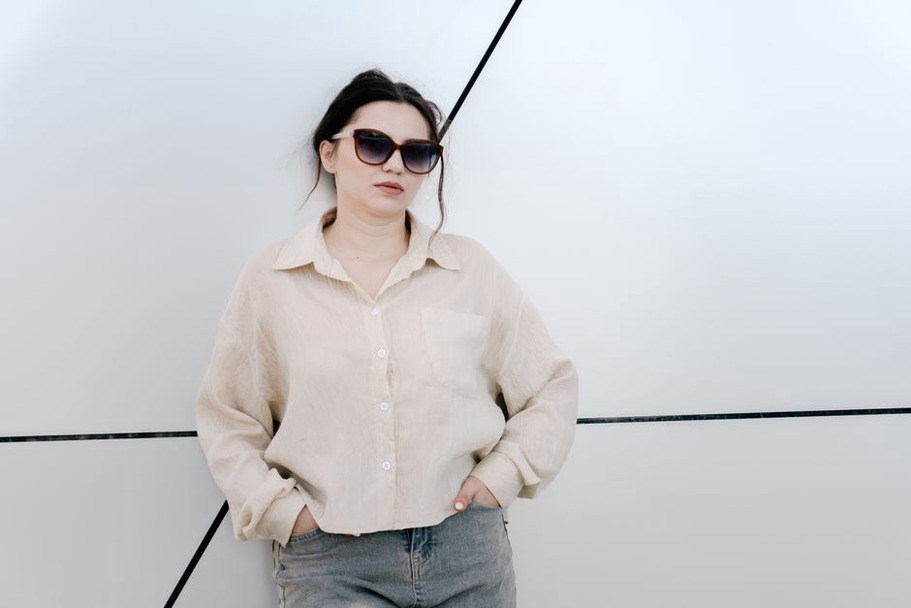 Side-swept hair secured with a vintage tortoiseshell barrette