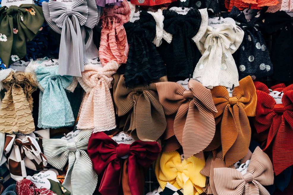 Combs and bows arranged to show contrasting shapes